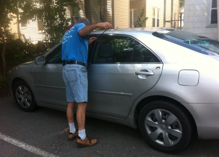 Car Lock Out - Locksmith in Dubai
