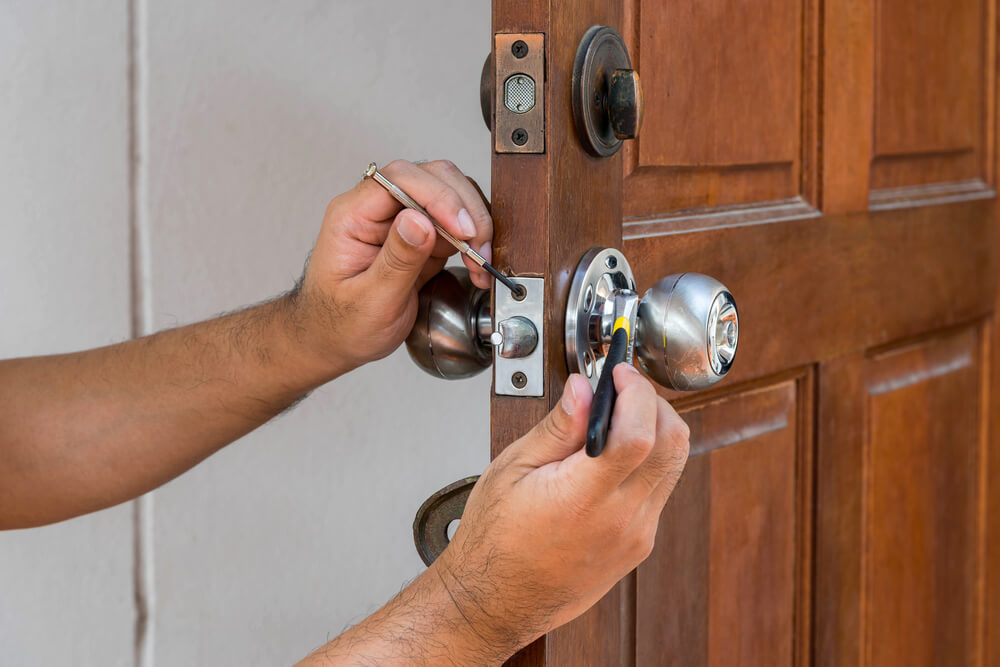 Locksmiths helps when You Lock Yourself Out